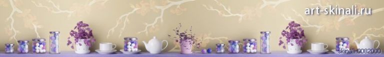 фото для скинали декор с чайным сервизом и цветами на бежевом фоне